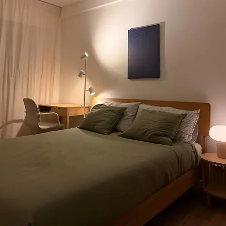 2Br Almada Velha With River & Skyline Views Daire *