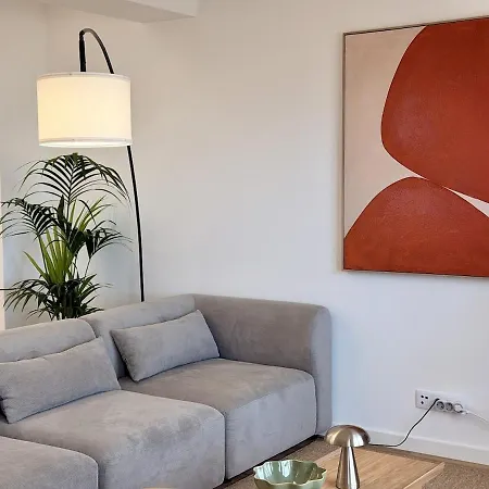 Daire 2Br Almada Velha With River & Skyline Views *