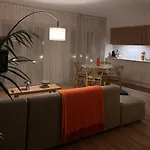 2Br Almada Velha With River & Skyline Views *