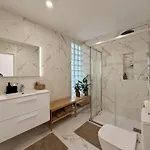 2Br Almada Velha With River & Skyline Views * Αλμάδα