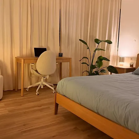 Appartement 2br Velha With River & Skyline Views Almada
