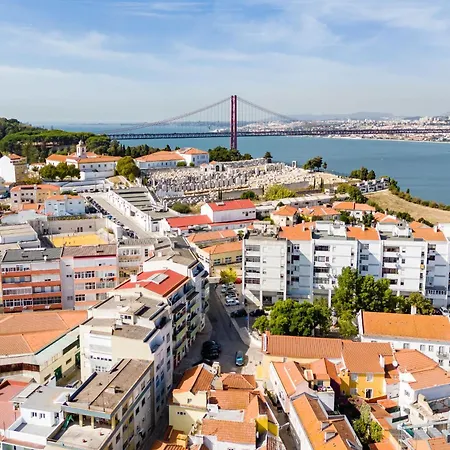 Appartement 2br Velha With River & Skyline Views *