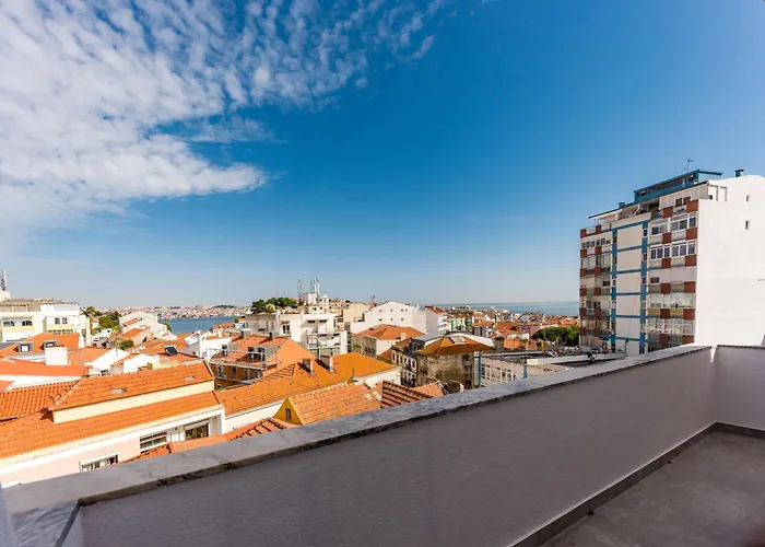 2br Velha With River & Skyline Views Appartamento *