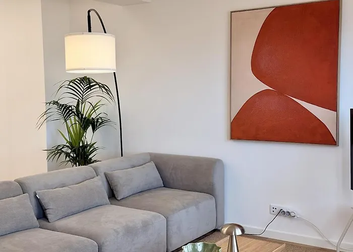 Appartamento 2br Velha With River & Skyline Views *